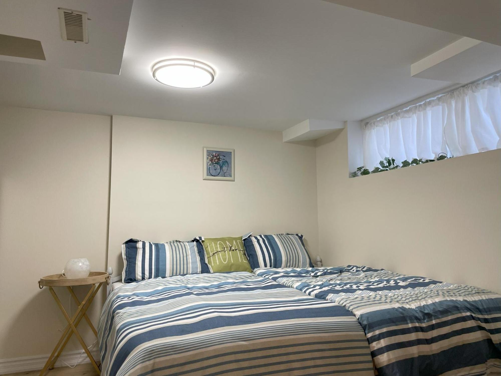 Newly-Renovated 3Br House, 12 Minutes To Airport Διαμέρισμα Τορόντο Εξωτερικό φωτογραφία