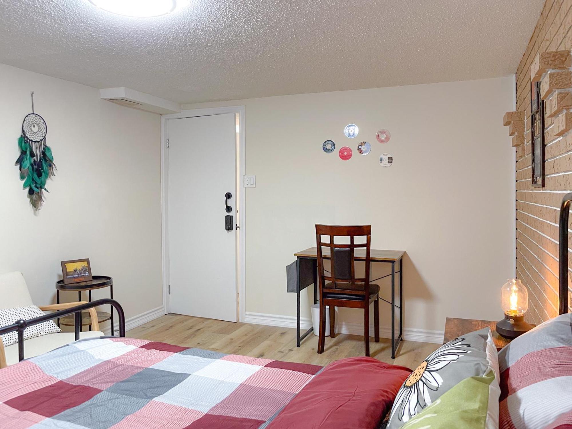 Newly-Renovated 3Br House, 12 Minutes To Airport Διαμέρισμα Τορόντο Εξωτερικό φωτογραφία